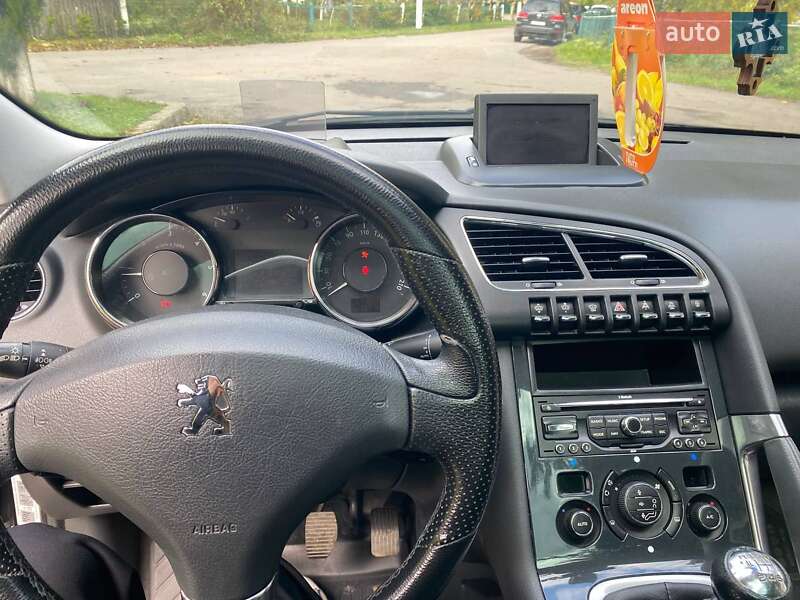 Внедорожник / Кроссовер Peugeot 3008 2010 в Надворной