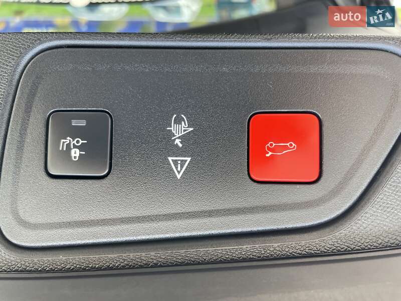 Позашляховик / Кросовер Peugeot 3008 2017 в Рівному фото 74 Позашляховик / Кросовер Peugeot 3008 2017 в Рівному