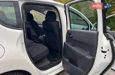 Внедорожник / Кроссовер Peugeot 3008 2011 в 