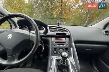 Внедорожник / Кроссовер Peugeot 3008 2011 в 