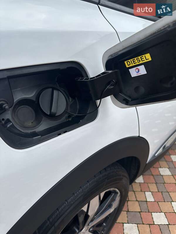 Внедорожник / Кроссовер Peugeot 3008 2017 в Киеве фото 5 Внедорожник / Кроссовер Peugeot 3008 2017 в Киеве