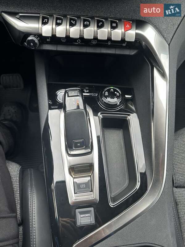 Внедорожник / Кроссовер Peugeot 3008 2017 в Киеве фото 19 Внедорожник / Кроссовер Peugeot 3008 2017 в Киеве