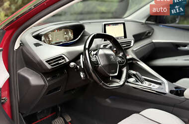 Внедорожник / Кроссовер Peugeot 3008 2017 в Городке