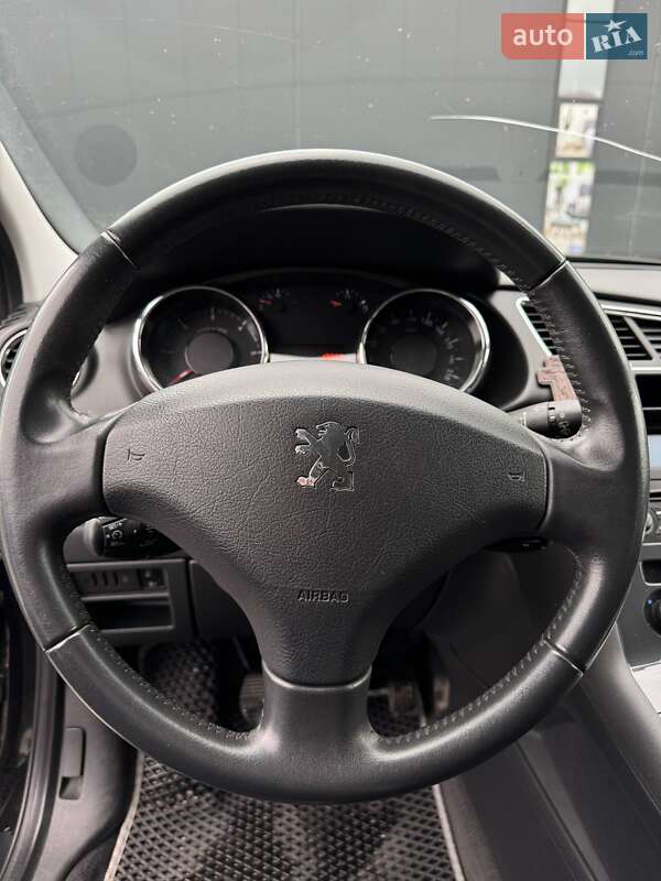 Позашляховик / Кросовер Peugeot 3008 2012 в Києві фото 12 Позашляховик / Кросовер Peugeot 3008 2012 в Києві