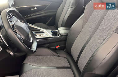 Внедорожник / Кроссовер Peugeot 3008 2019 в 