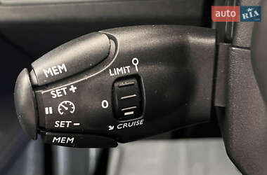 Внедорожник / Кроссовер Peugeot 3008 2019 в 