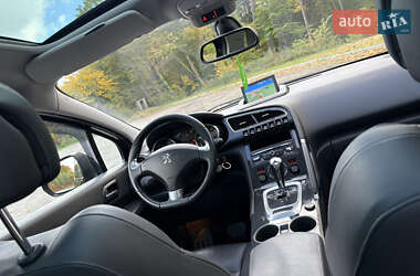 Внедорожник / Кроссовер Peugeot 3008 2015 в 
