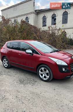 Позашляховик / Кросовер Peugeot 3008 2010 в Джурині