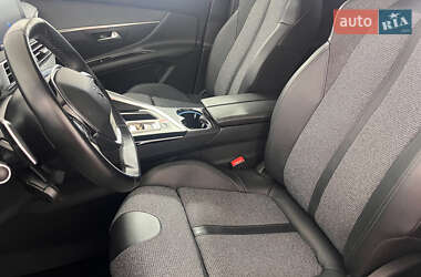Позашляховик / Кросовер Peugeot 3008 2019 в 