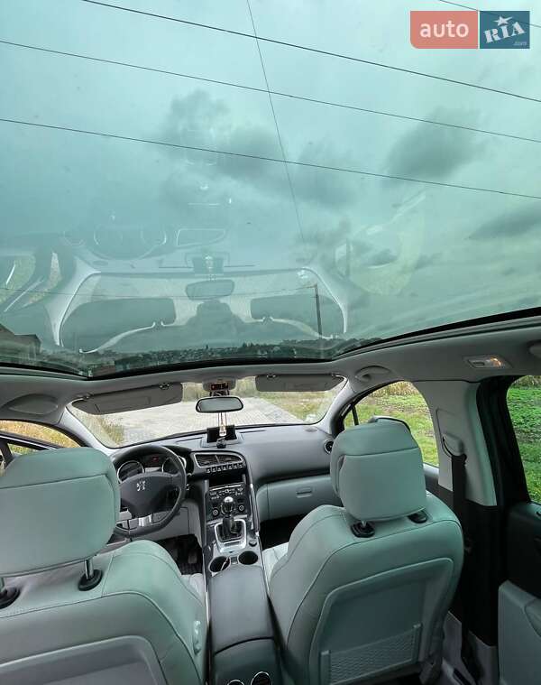 Позашляховик / Кросовер Peugeot 3008 2010 в Рівному