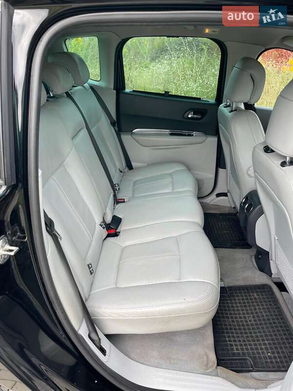 Позашляховик / Кросовер Peugeot 3008 2010 в Рівному