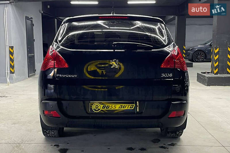 Внедорожник / Кроссовер Peugeot 3008 2011 в Черновцах