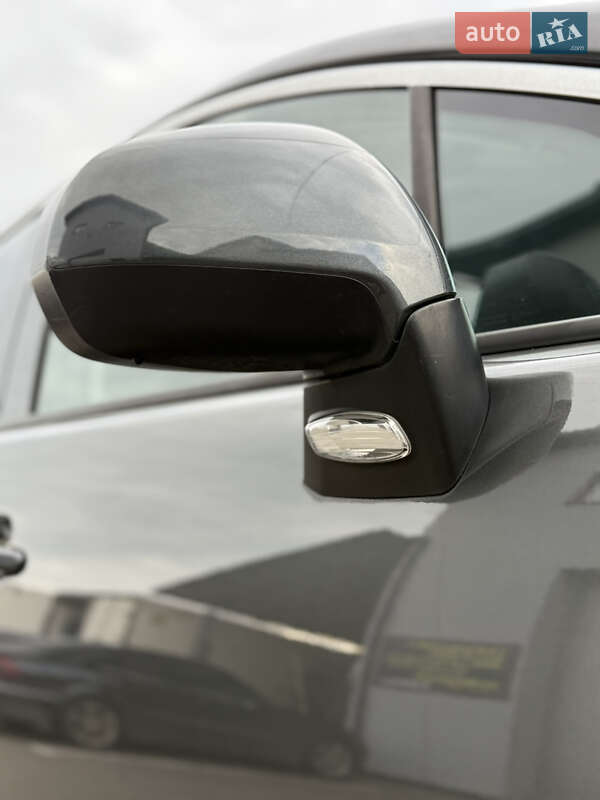 Внедорожник / Кроссовер Peugeot 3008 2012 в Луцке