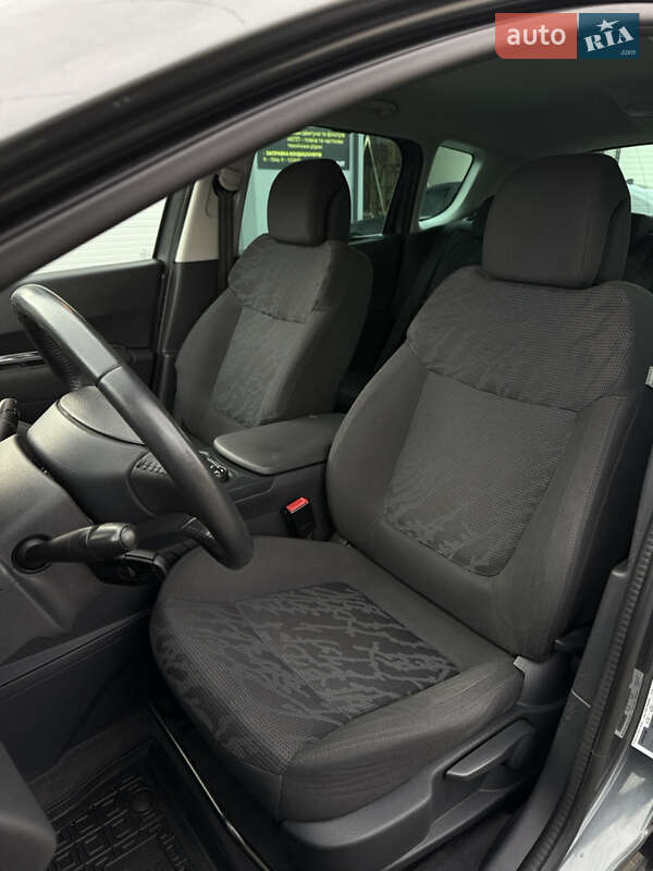 Внедорожник / Кроссовер Peugeot 3008 2012 в Луцке