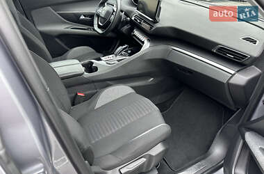 Внедорожник / Кроссовер Peugeot 3008 2022 в 