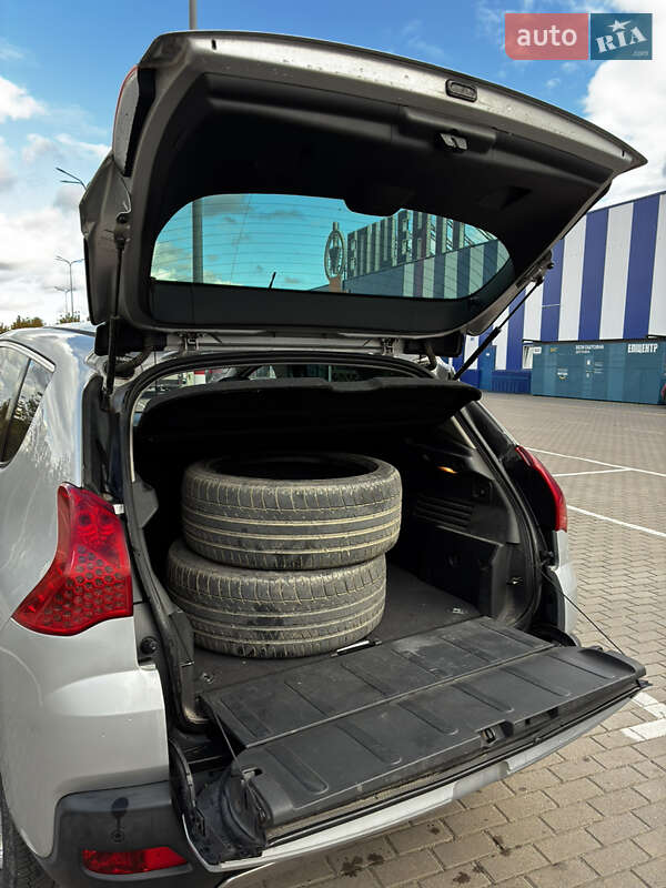 Позашляховик / Кросовер Peugeot 3008 2010 в Дубні