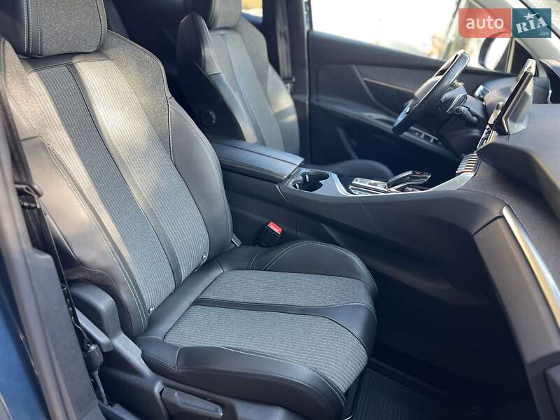 Позашляховик / Кросовер Peugeot 3008 2021 в Львові