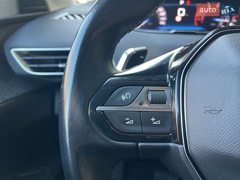 Позашляховик / Кросовер Peugeot 3008 2021 в Львові