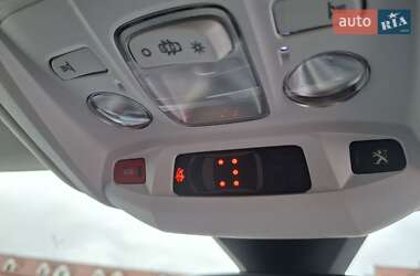 Позашляховик / Кросовер Peugeot 3008 2021 в  фото 33 Позашляховик / Кросовер Peugeot 3008 2021 в