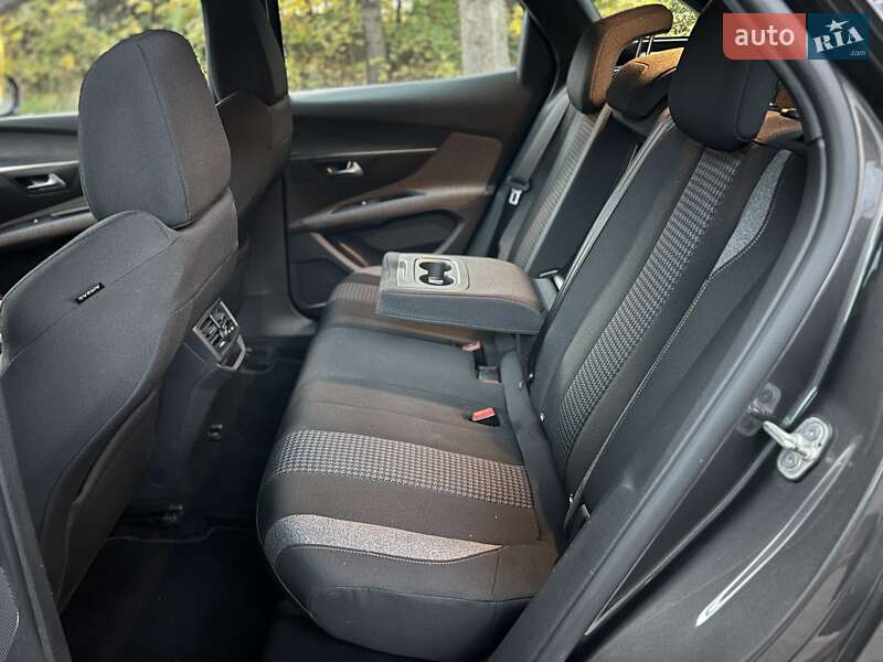 Позашляховик / Кросовер Peugeot 3008 2020 в Львові фото 19 Позашляховик / Кросовер Peugeot 3008 2020 в Львові