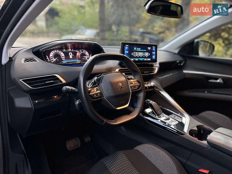 Позашляховик / Кросовер Peugeot 3008 2020 в Львові фото 14 Позашляховик / Кросовер Peugeot 3008 2020 в Львові
