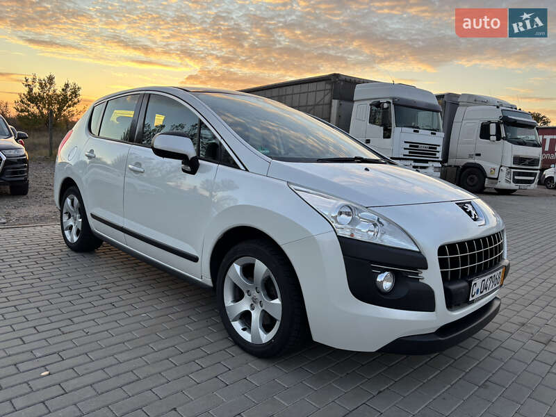 Позашляховик / Кросовер Peugeot 3008 2010 в Черкасах