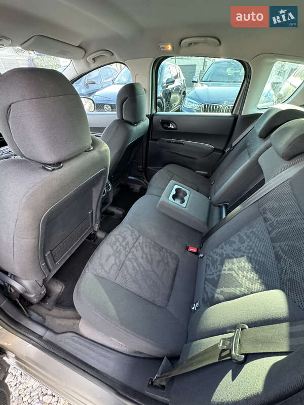 Внедорожник / Кроссовер Peugeot 3008 2013 в Ивано-Франковске