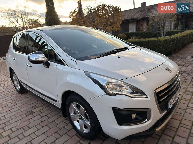 Внедорожник / Кроссовер Peugeot 3008 2015 в Ивано-Франковске