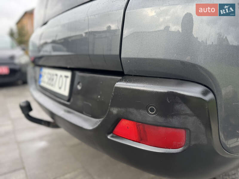 Позашляховик / Кросовер Peugeot 3008 2009 в Львові