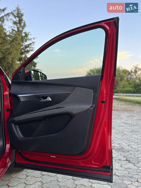 Внедорожник / Кроссовер Peugeot 3008 2021 в Дубно