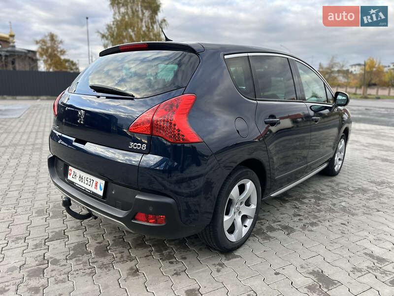 Позашляховик / Кросовер Peugeot 3008 2011 в Луцьку