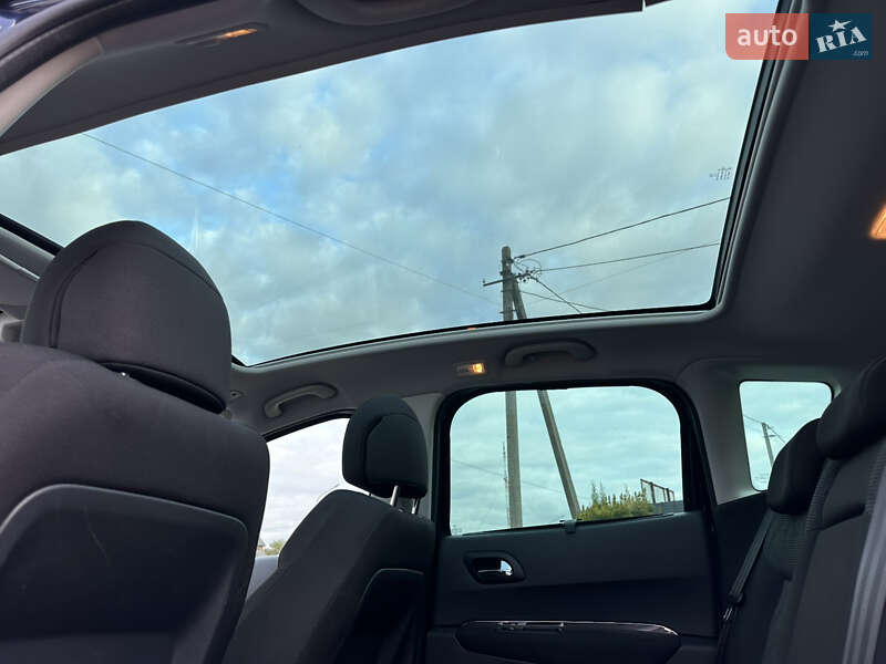 Позашляховик / Кросовер Peugeot 3008 2011 в Луцьку