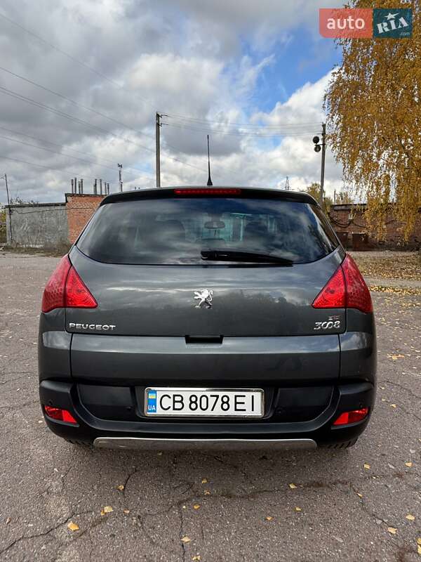 Позашляховик / Кросовер Peugeot 3008 2012 в Чернігові