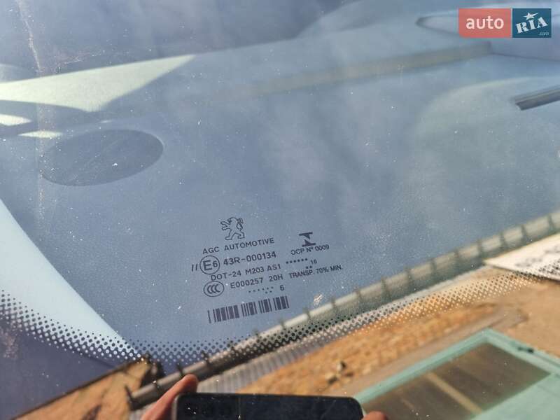 Позашляховик / Кросовер Peugeot 3008 2013 в Рівному