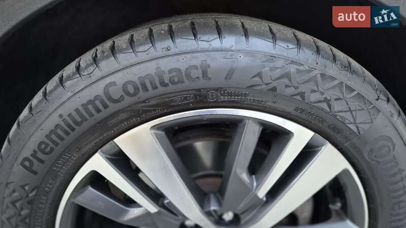 Позашляховик / Кросовер Peugeot 3008 2020 в Володимирі