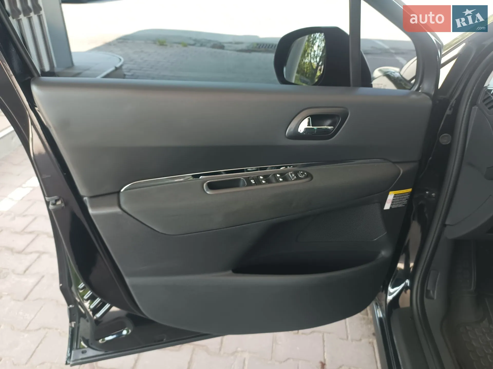 Peugeot 3008 2014 VIN VF30U9HD8ES229823 фото оголошення 26 з 63