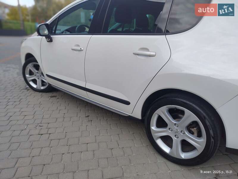 Внедорожник / Кроссовер Peugeot 3008 2011 в Тернополе