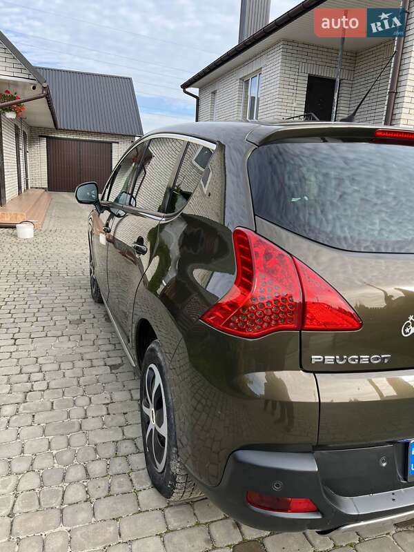 Внедорожник / Кроссовер Peugeot 3008 2010 в Шацке