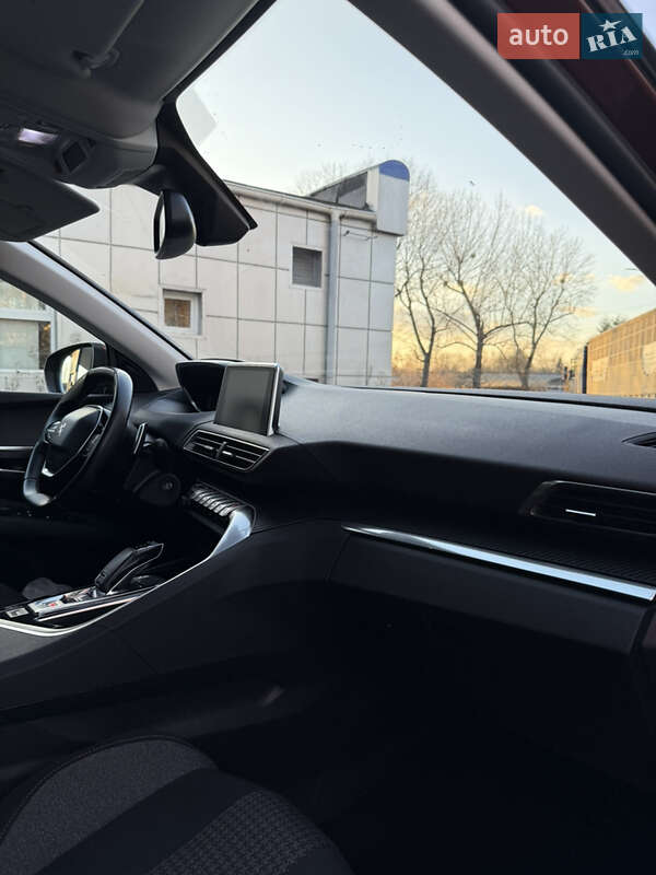 Внедорожник / Кроссовер Peugeot 3008 2017 в Самборе фото 29 Внедорожник / Кроссовер Peugeot 3008 2017 в Самборе