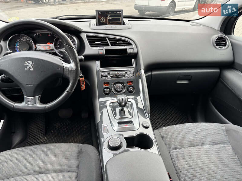 Внедорожник / Кроссовер Peugeot 3008 2013 в Чернигове фото 6 Внедорожник / Кроссовер Peugeot 3008 2013 в Чернигове