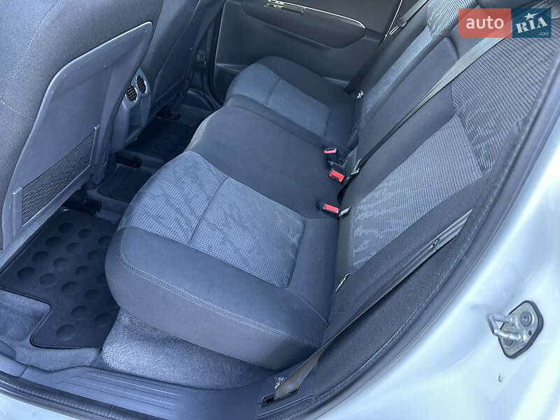 Внедорожник / Кроссовер Peugeot 3008 2011 в Звягеле фото 9 Внедорожник / Кроссовер Peugeot 3008 2011 в Звягеле