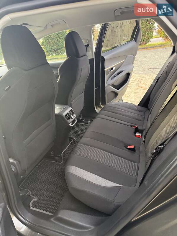 Внедорожник / Кроссовер Peugeot 3008 2019 в Дубно