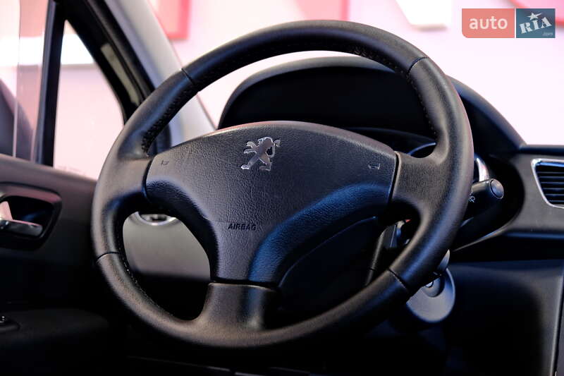 Внедорожник / Кроссовер Peugeot 3008 2011 в Одессе