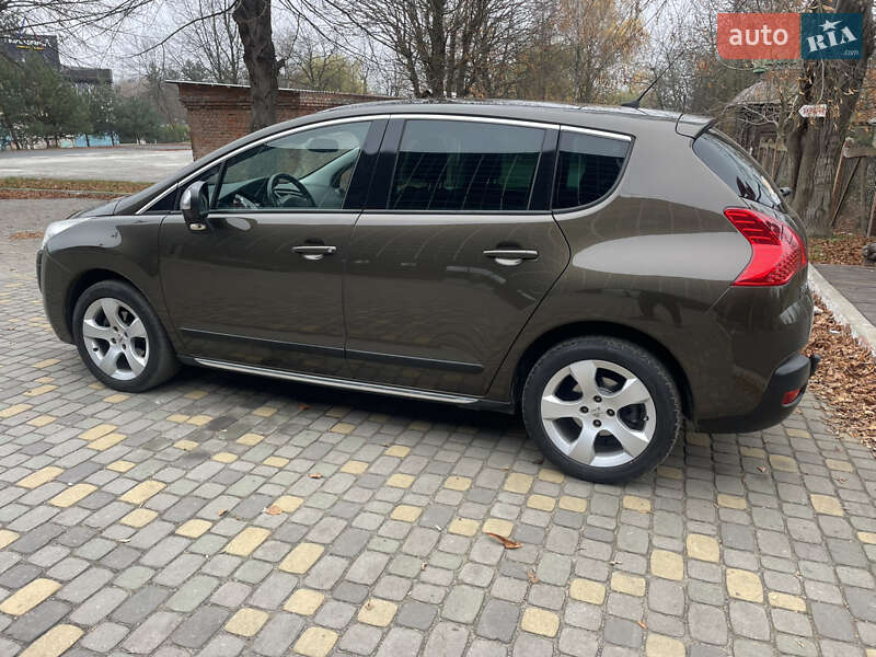 Внедорожник / Кроссовер Peugeot 3008 2012 в Луцке
