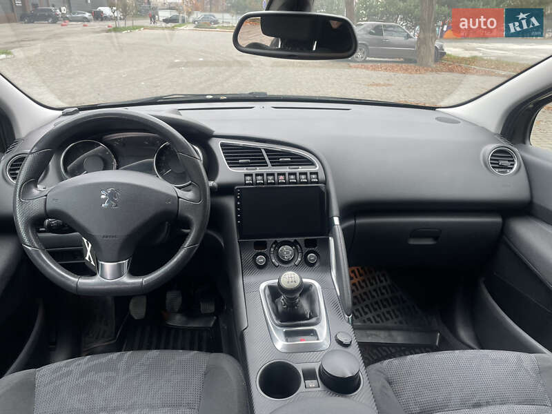 Внедорожник / Кроссовер Peugeot 3008 2012 в Луцке