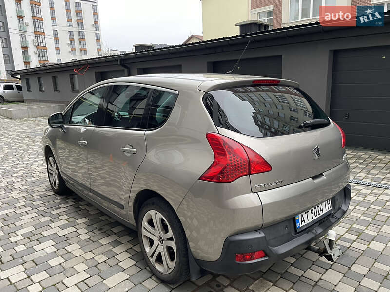 Позашляховик / Кросовер Peugeot 3008 2010 в Івано-Франківську фото 3 Позашляховик / Кросовер Peugeot 3008 2010 в Івано-Франківську