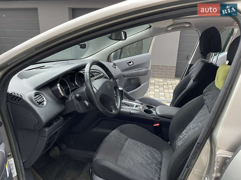 Позашляховик / Кросовер Peugeot 3008 2010 в Івано-Франківську фото 15 Позашляховик / Кросовер Peugeot 3008 2010 в Івано-Франківську