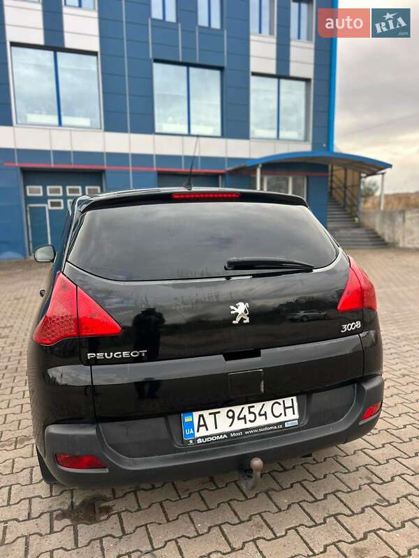 Внедорожник / Кроссовер Peugeot 3008 2011 в Ивано-Франковске