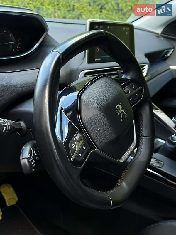 Позашляховик / Кросовер Peugeot 3008 2017 в Самборі