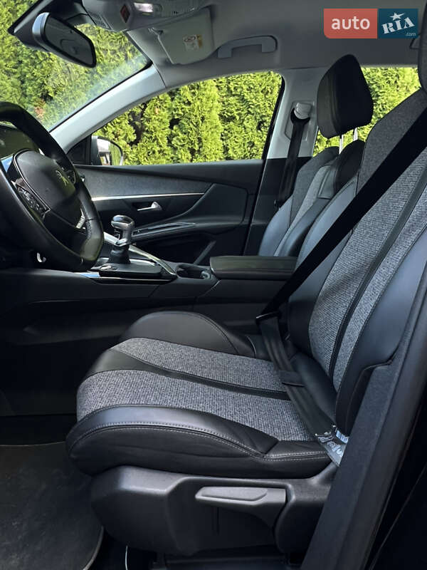 Позашляховик / Кросовер Peugeot 3008 2017 в Самборі